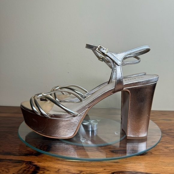 Schutz Kelsie Platform Sandal in Metallic Platina - Picture 4 of 16